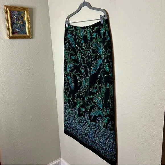 Briggs New York Long Paisley Skirt Size 14 - Picture 2 of 9